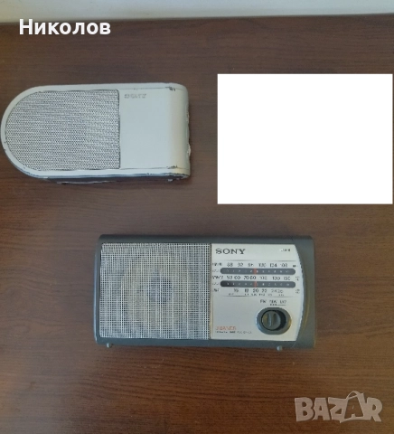 Продавам лот или поотделно радио SONY