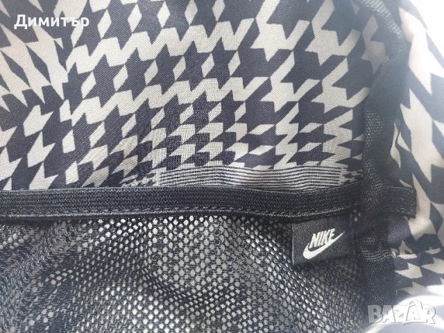 Продавам раница Nike, снимка 5 - Раници - 47520447