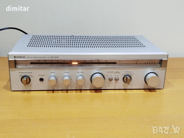 Стерео приемник тунер HITACHI AM - FM-SR 2010 - Япония
