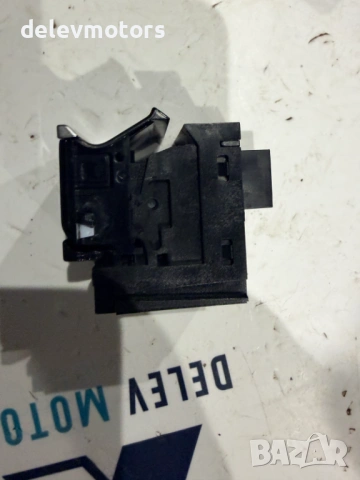 5H0927225 бутон за ръчна спирачка от Volkswagen Golf VIII, 2.0 TDI BlueMotion, двигател DTTC, 150 кс, снимка 2 - Части - 53034007