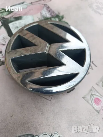 Предна емблема за Фолксваген Пасат Б5-1997г., снимка 3 - Части - 50277833