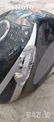 GSXR 1000 k4 резервоар , снимка 9 - Части - 51701354