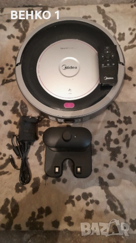 Почистващ робот Midea MR-02