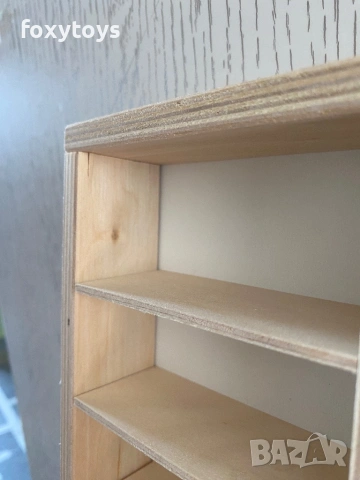 Дефектен дървен рафт, етажерка за колички, 90 отделения, Hot wheels, снимка 11 - Коли, камиони, мотори, писти - 53736218