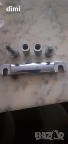 държач за сруни от Гипсън модел