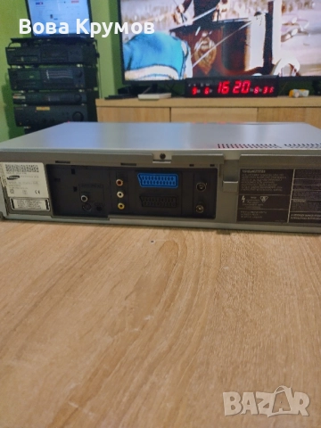 Видео и ДВД SAMSUNG SV-DVD 40, снимка 6 - Плейъри, домашно кино, прожектори - 51626367