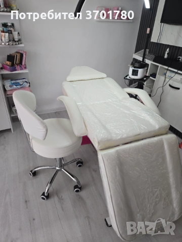 Козметична кошетка + стол и лампа, снимка 6 - Столове - 53243396