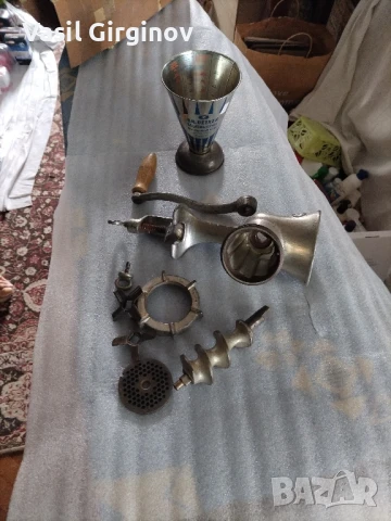 Машинка за мелене на месо, зеленчуци, пюрета, вечна, антика