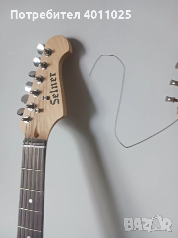  Електрическа китара, снимка 4 - Китари - 51466758