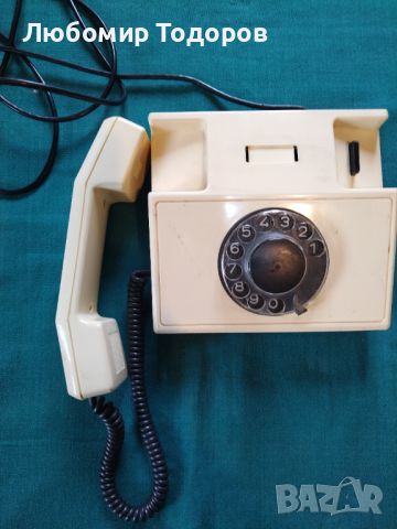Стар телефон със шайба , снимка 2 - Стационарни телефони и факсове - 45569823