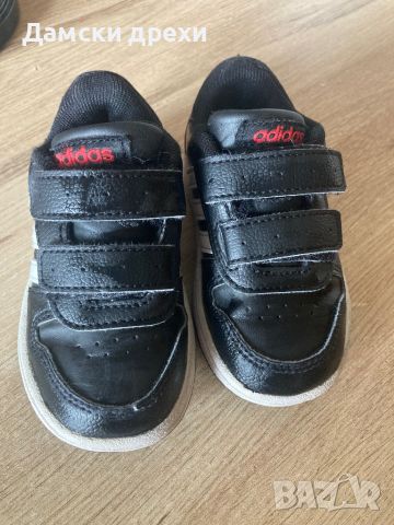 Детски обувки Adidas - номер 22, снимка 1 - Детски маратонки - 45169861