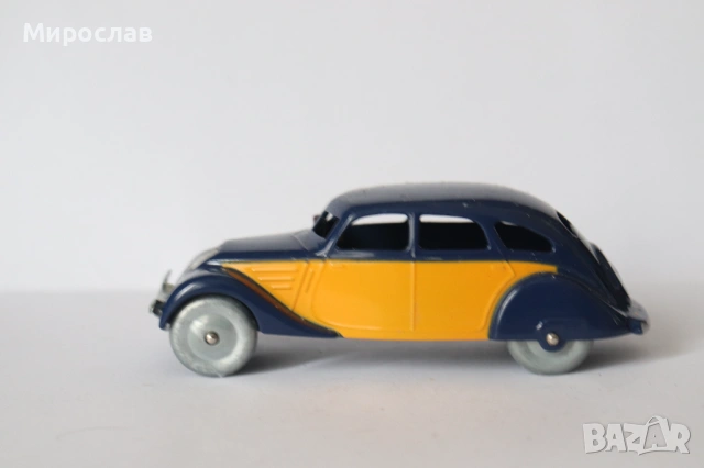 DINKY TOYS PEUGEOT 402 МОДЕЛ КОЛИЧКА
