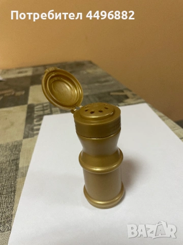 Солничка за подправки ф 40мм h 100mm от полипропилен