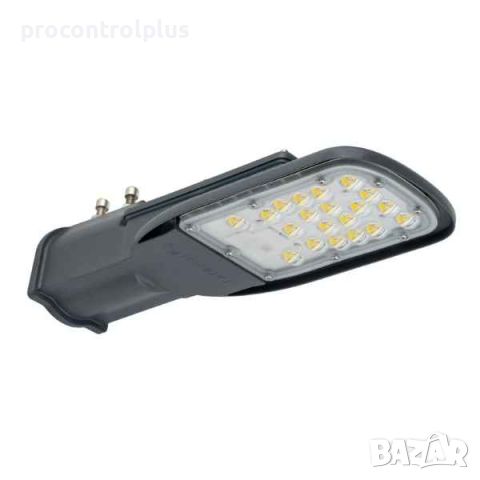 Продавам LED уличен осветител ECO CLASS M 45W 2700K 4950lm, защита от пр LEDVANCE ECO CLASS AREA 2kV, снимка 1 - Външни лампи - 45637001