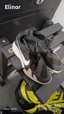 маратонки за тенис