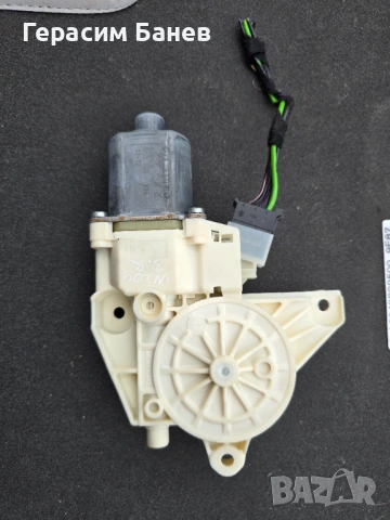 A2048200642 / А2048200142 / A2048200542 / A2048200242 МОТОРЧЕ ПРОЗОРЕЦ OEM MERCEDES W204 OM651 2014