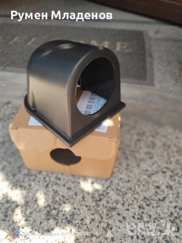 Продавам стойка за бустметър за кола , снимка 2 - Аксесоари и консумативи - 49464257