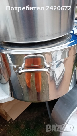 Големи  казани  неръждавейка