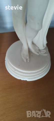 Голяма статуетка от алабастър, снимка 4 - Статуетки - 51437717