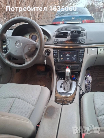 Мерцедес Е270, снимка 15 - Автомобили и джипове - 53909086
