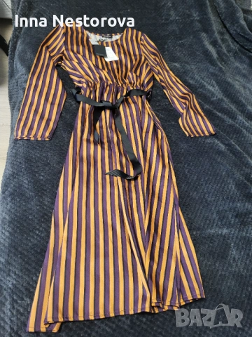 Лятна сатенена рокля М