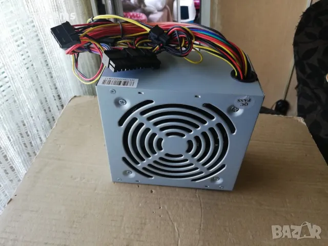 Компютърно захранване 450W Delux ATX-450W P4 120mm FAN , снимка 3 - Захранвания и кутии - 47977038