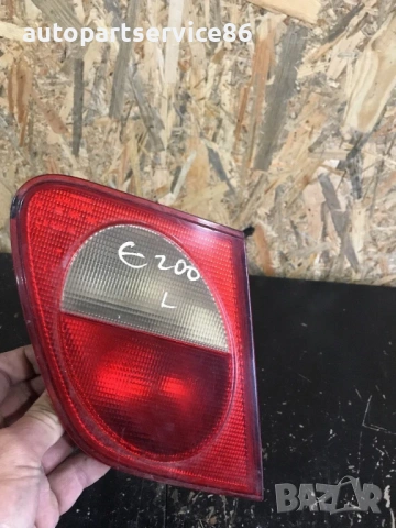 Заден ляв страничен стоп за Mercedes E Class W210 (1997) A2108201164, снимка 2 - Части - 54178248