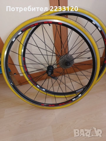 Продавам 2б бр. капки  Shimano R 500 с гуми Kenda.