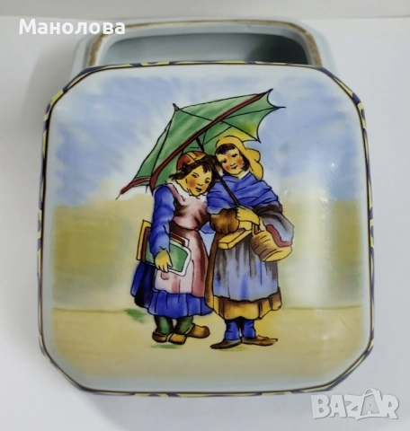 Кутия от керамика, репродукция на Френско народно изкуство, Fa ïence de Quimper.