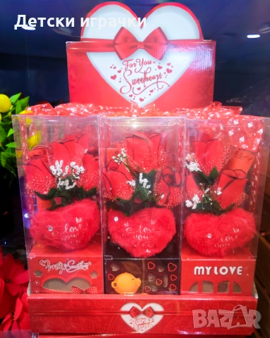 Подаръчен букет с червени рози и плюшено сърце, с LED, романтичен