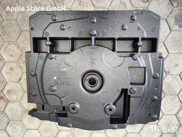 Кора / Стиропор Audi Q3 (F3)(2019-2024), снимка 2 - Части - 53821364