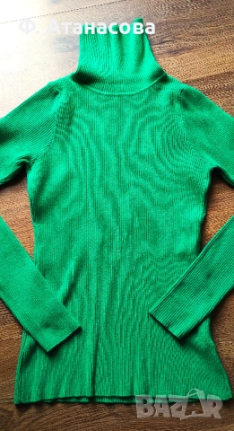 ПОДАРЯВАМ уникален мекичък пуловер, размер XS-S, като нов, снимка 2 - Блузи с дълъг ръкав и пуловери - 51881834