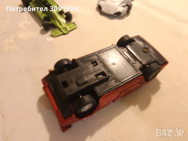 Метално Lamborghini Countach LP -1985 г, Споилера,и крилото се движи при движение  произведена през , снимка 7 - Колекции - 53599500