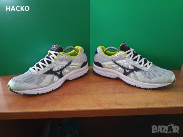 Mizuno Номер 44 Стелка 28,5 см. 100% Оригинални внос от Англия, снимка 4 - Маратонки - 45620269