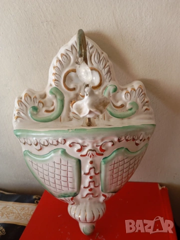 порцеланова декорация за стена