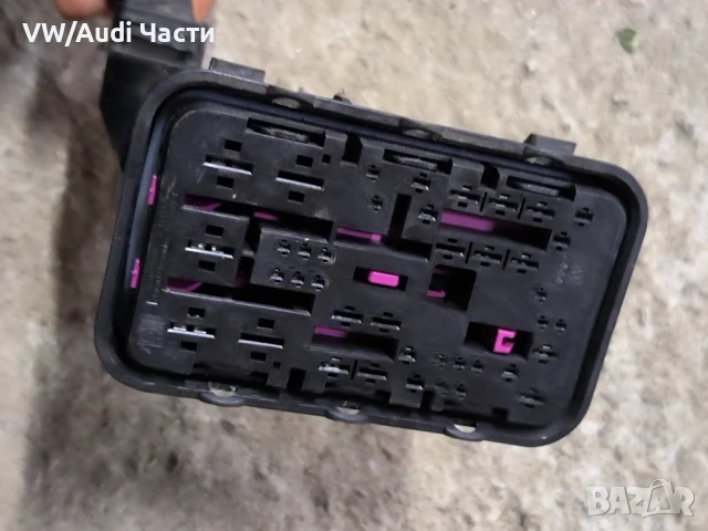 Букса бушониера бушонно табло за Голф 5 Ауди А3 Пасат VW Golf 5 Audi A3 8P Touran Passat 1K0937700A