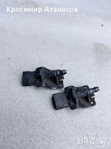 Пръскалки преден капак за Тойота Авенсис T27. 2015-2019г, снимка 2 - Аксесоари и консумативи - 52886394