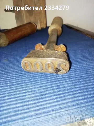 Стари занаятчийски инструменти: метално ренде, чукчета, гребен за тъкане и други. , снимка 9 - Антикварни и старинни предмети - 47388359