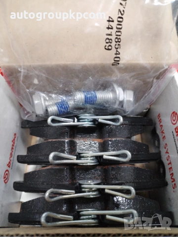 BREMBO P85017 - Задни накладки, снимка 2 - Части - 53415696