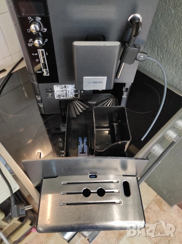 Сименс / Siemens eq5 macchiato кафемашина Каферобот Кафеавтомат , снимка 9 - Кафемашини - 54208864