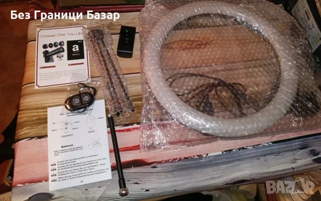 Нова LED Ring Light LX-33 – 13” Ринг лампа с трицветна светлина и стойка за телефон, снимка 2 - Чанти, стативи, аксесоари - 53467865