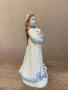 Винтидж порцеланова статуетка „Снежанка със заек“, СССР, снимка 4