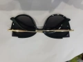 Слънчеви очила с кутийка, снимка 2