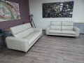 ПРОМОЦИЯ!!! Комплект кремави кожени дивани две тройки, снимка 3