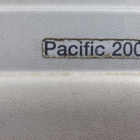 Багажник автобокс Thule Pacific 200, снимка 7 - Аксесоари и консумативи - 45008608