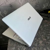 Лаптоп Asus / 11.6 / 4GB Ram / 500GB , снимка 4 - Лаптопи за дома - 45535537