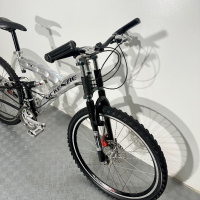Алуминиев велосипед с дискова спирачка McKenzie 26 цола / колело / , снимка 4 - Велосипеди - 45005226