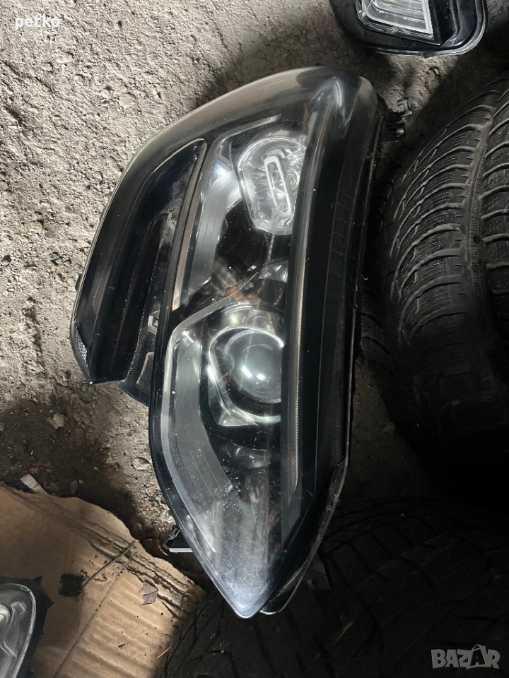 Продавам десен фар за Рено Меган 2018 , снимка 1
