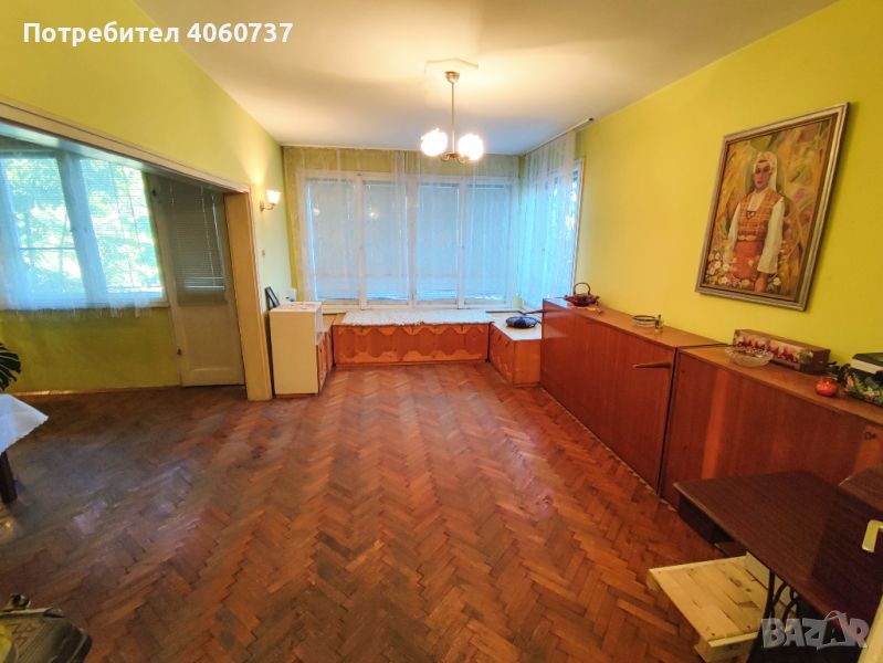 3-стаен апартамент в центъра на Хасково, снимка 1