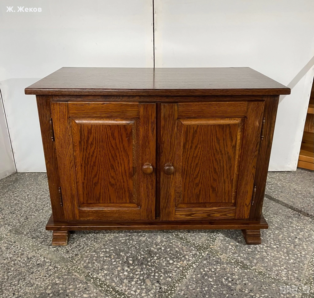 Масивен шкаф, снимка 1